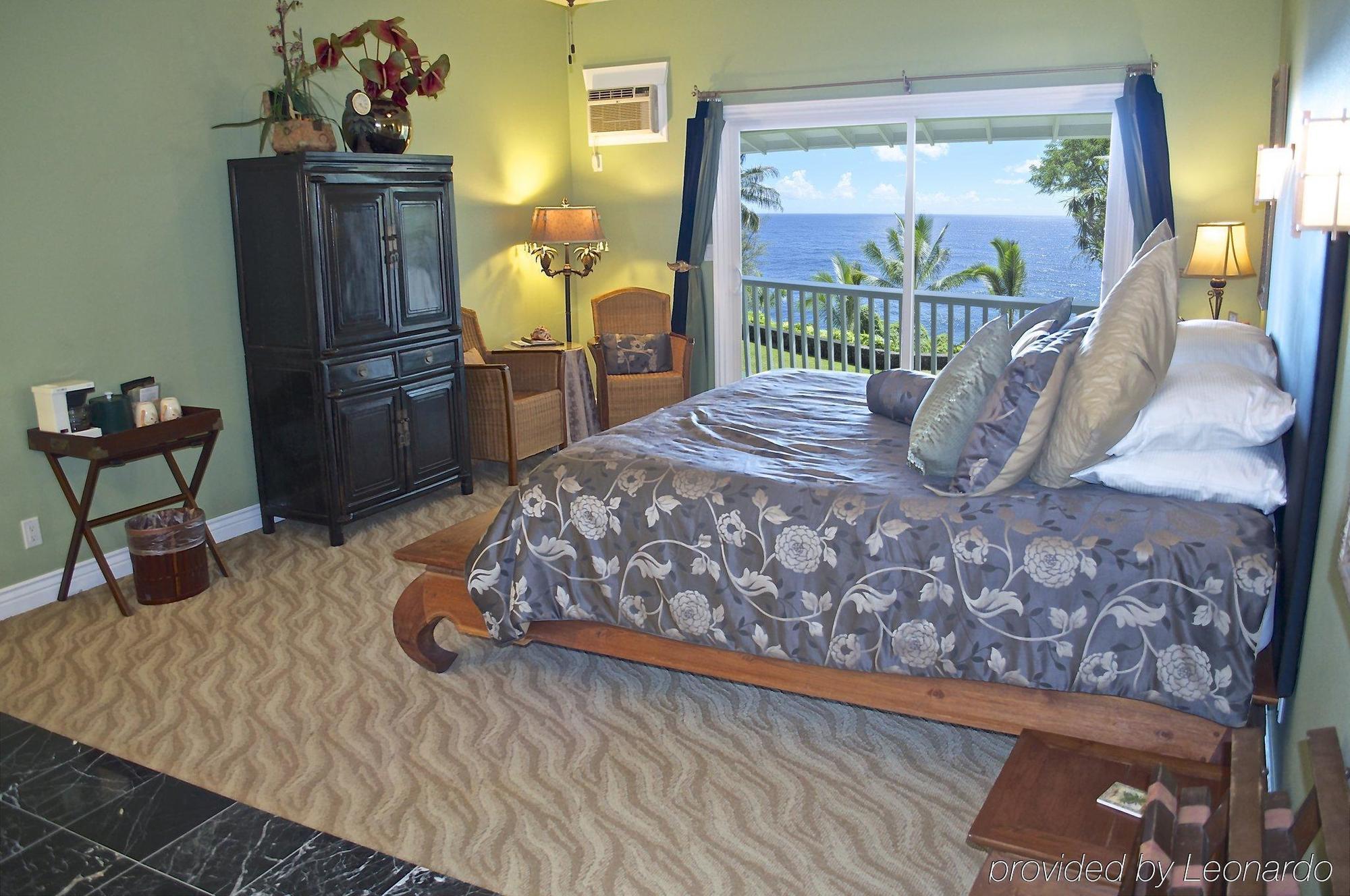 The Palms Cliff House Inn Honomu ภายนอก รูปภาพ